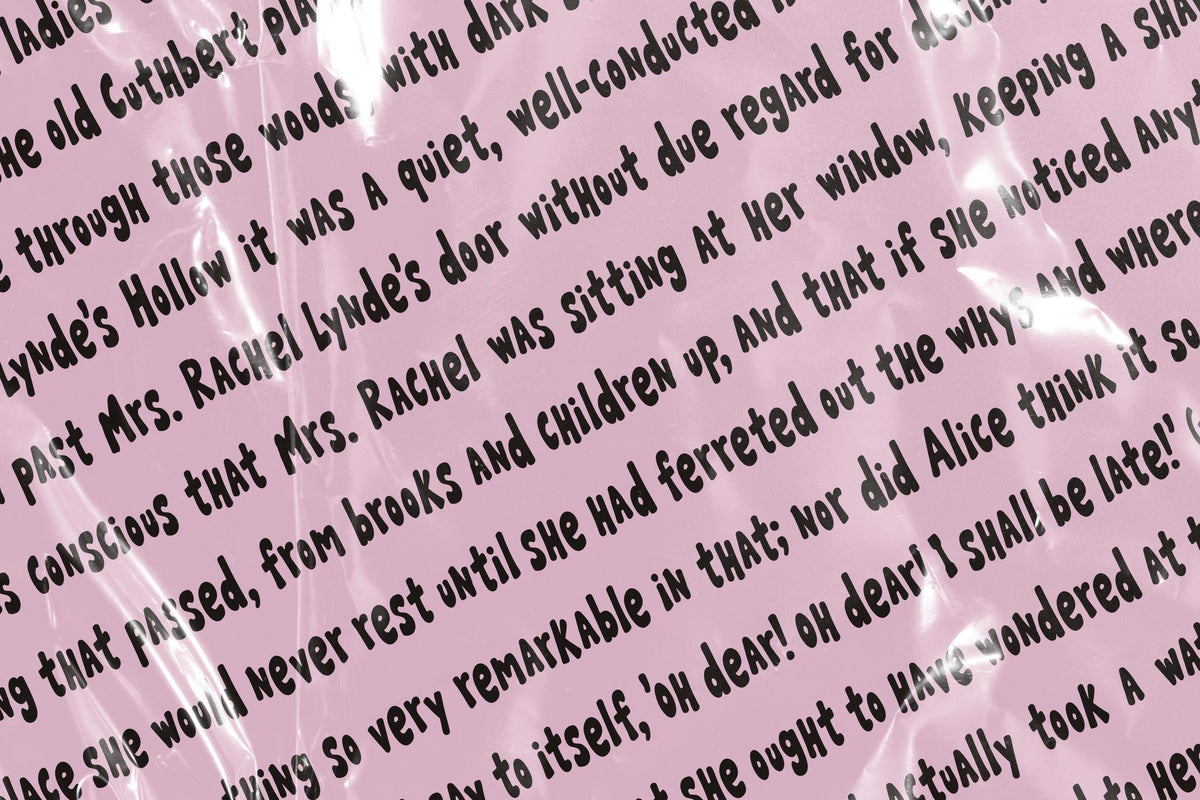 Quick Vixens and Jazzy Moths Font, preview 5